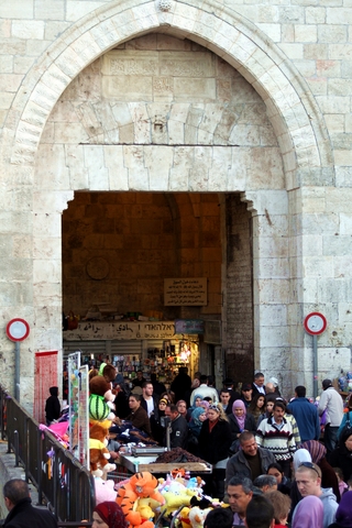 Damascus-Gate-market