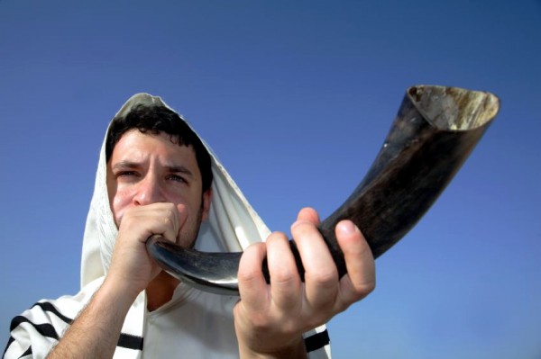 shofar-Yom Teruah-tallit