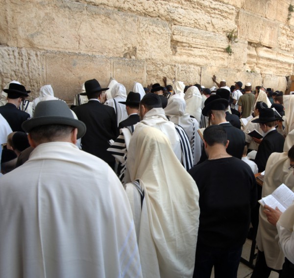 Jewish men-praying-Kotel-Western (Wailing) Wall-melakhah-Shabbat