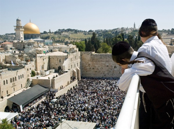 Young Orthodox-Jewish-Kotel-Crowded-Western (Wailing) Wall