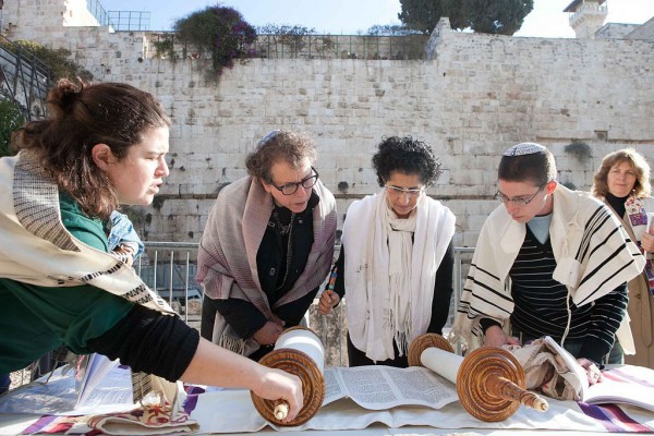 Torah Reading-Temple Mount-Jerusalem