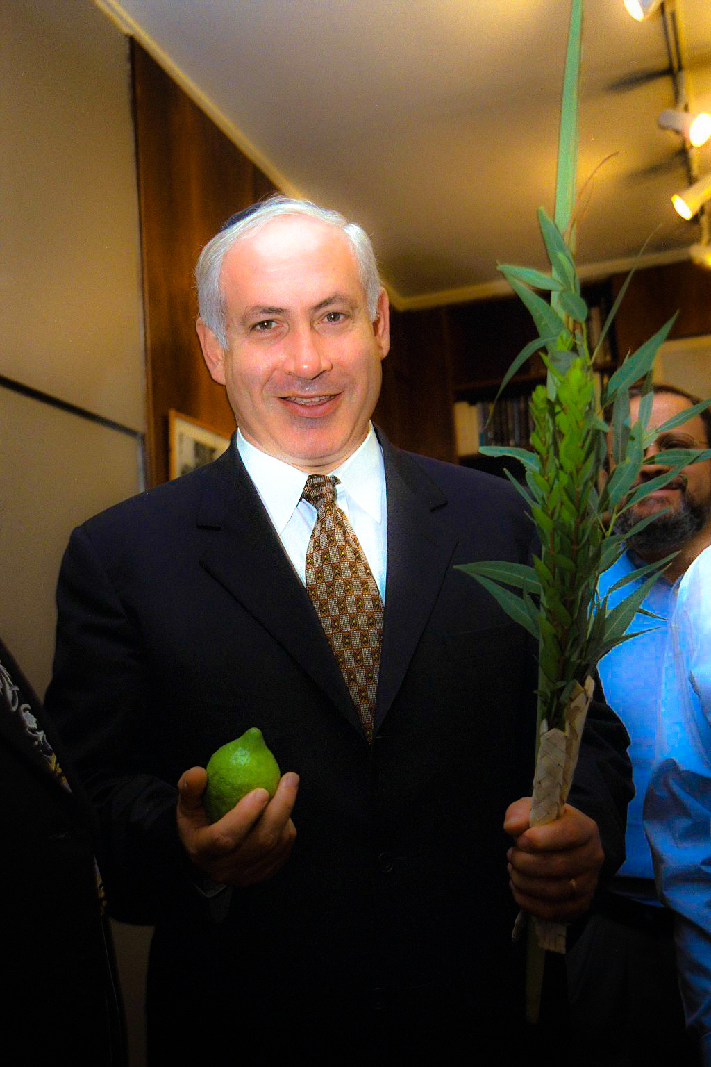 Israeli Prime Minister Benjamin Netanyahu Government Press Office-GPO--Benjamin Netanyahu-lulav-etrog-Sukkot