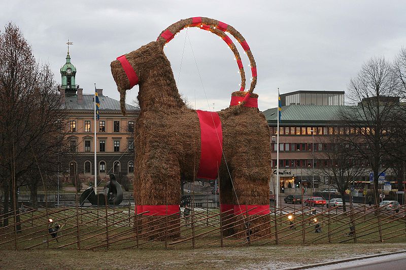 Christmas-goat-Scandinavian Yule