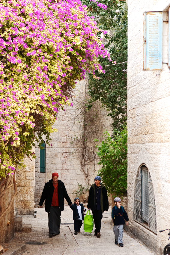 mother-children-Old City