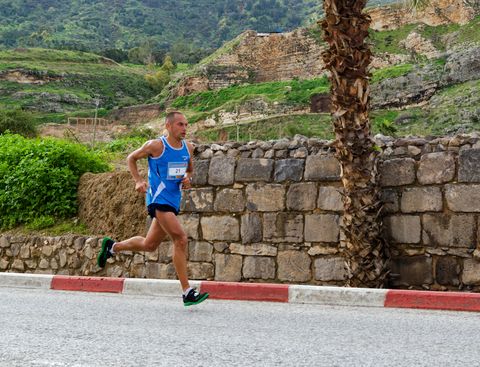 Dov Kremer-Runs-Tiberius-Marathon