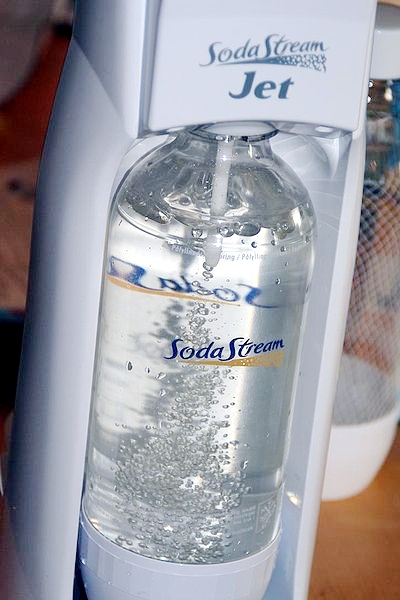 Sodastream-carbonated-beverages-machine-Israel