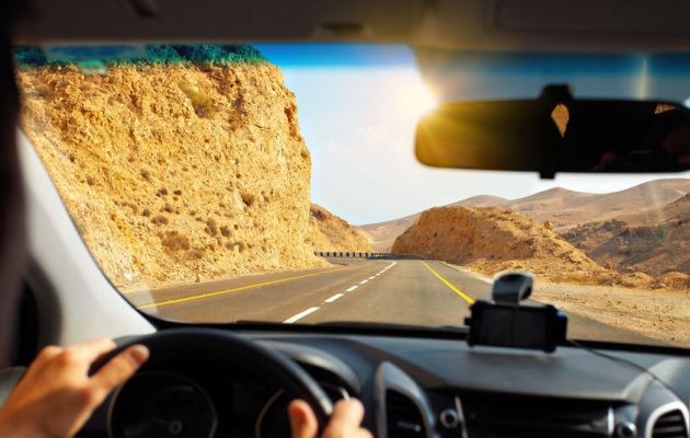 Dead sea-mountain-road-dangerous