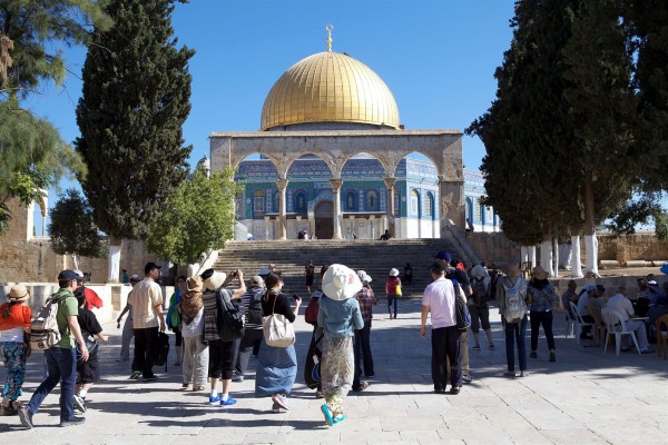 Temple Mount-Tourist