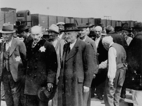Russian Jews await selection in Auschwitz Russian Jews-selection-Auschwitz