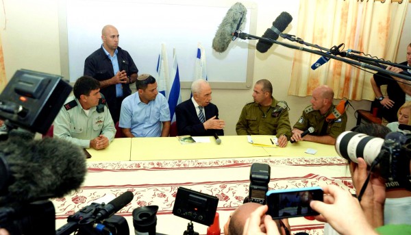 President Peres was meeting with with local residents of Sderot Peres-Sderot-scrum-Gaza missiles-killing of Abu Khadair