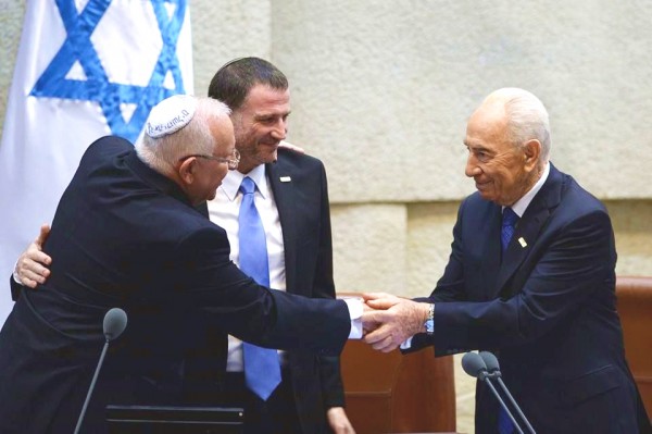 Shimon Peres steps down as president Shimon Peres steps down as president
