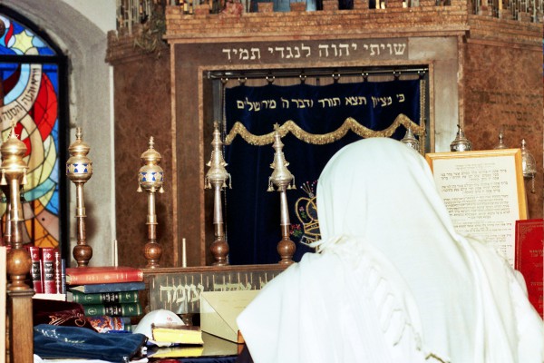 A Jerusalem synagogue (Go Israel)