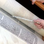 Torah Yad Reading