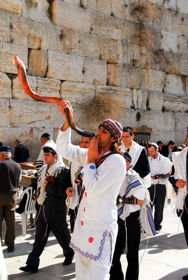 Blowing the shofar at the Western (Wailing) Wall in Jerusalem