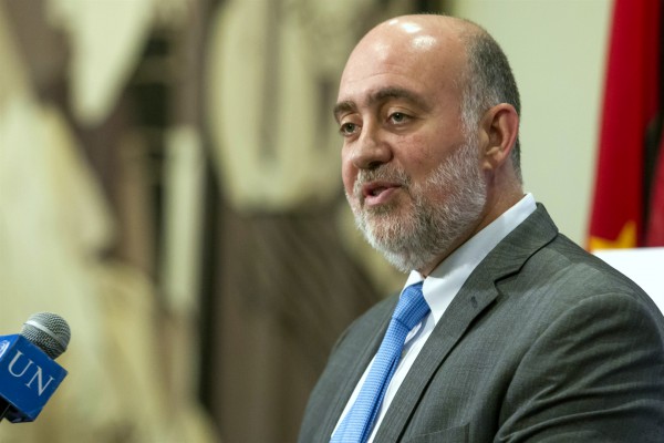 Ron Prosor-Israel-UN-Palestinian flag