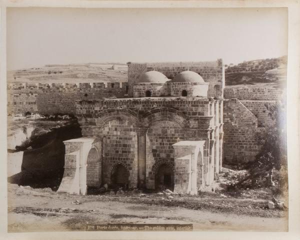 A view of an enclosed structure in front of the Gate of Mercy inside the Temple Mount (1876).
